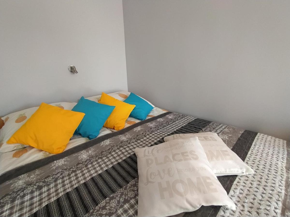 Moris 2 Pokoje Goscinne Leba Ngoại thất bức ảnh